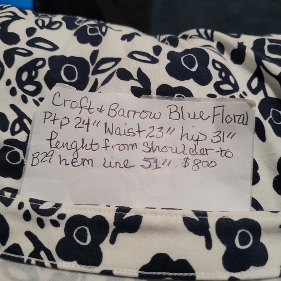 Elegant Black and White Patterned Women's Skirt - Picture 3 of 5